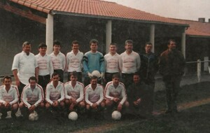 620147ce3748d_veteranmaillotboucheriesponsormarcel3imeaccroupiapartirgauche.jpg